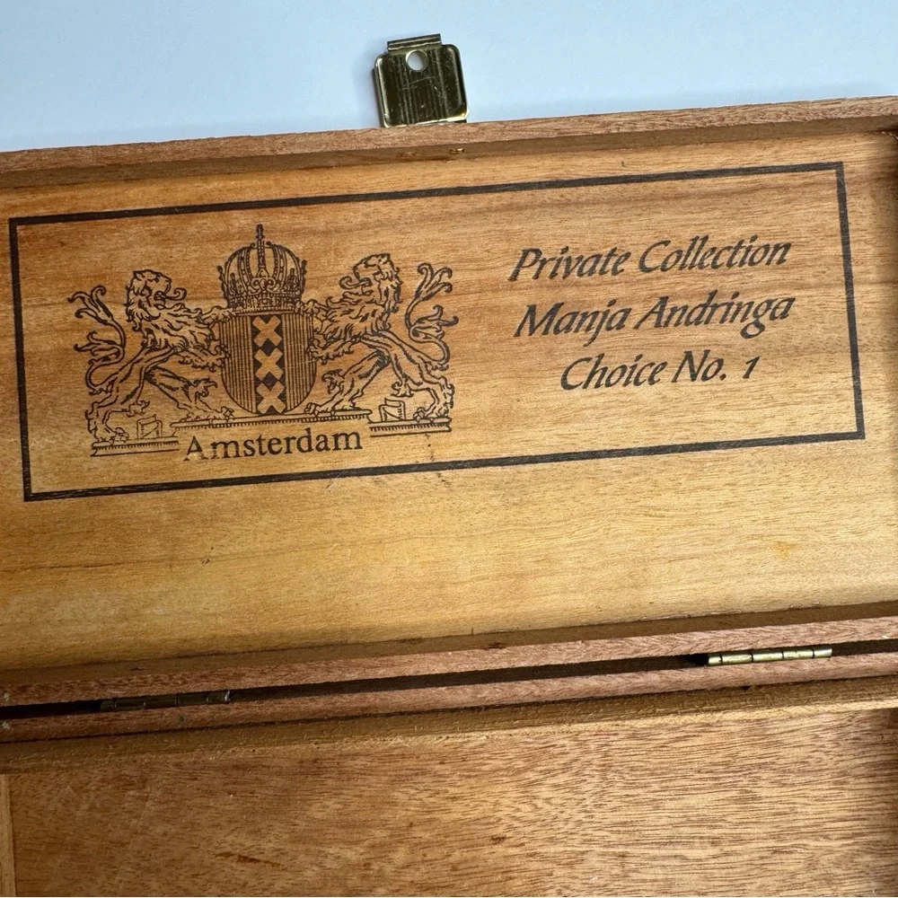 Wooden Amsterdam Cigar Box Private Collection Manja Andringa Valet Watch Case
